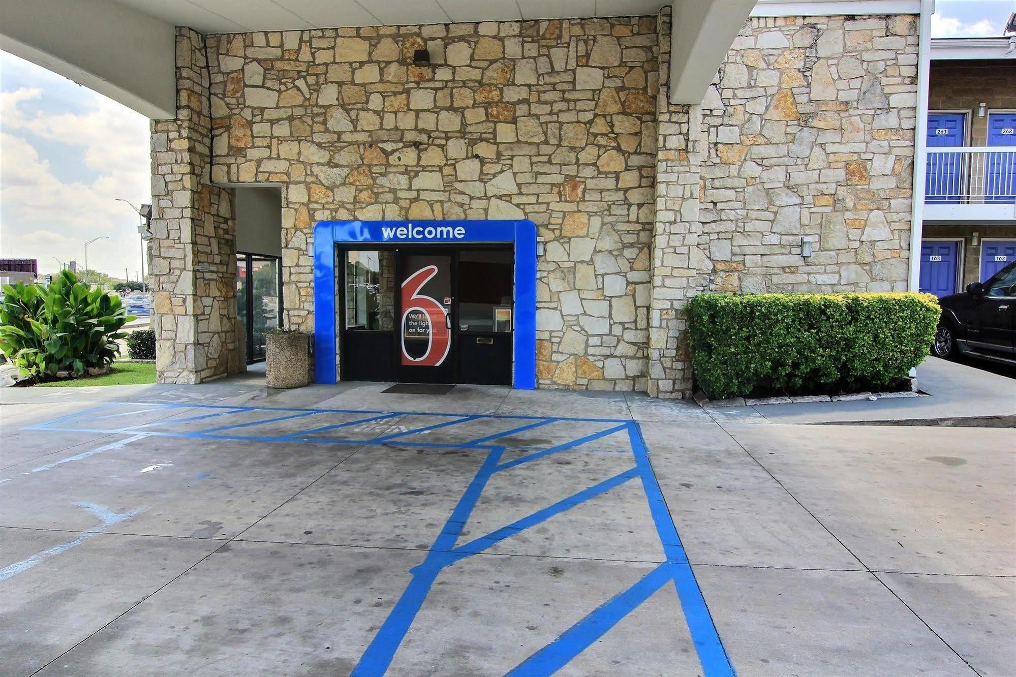 6 Austin, Tx - Downtown Ut