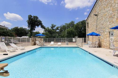 6 Austin, Tx - Downtown Ut Hotel 2*